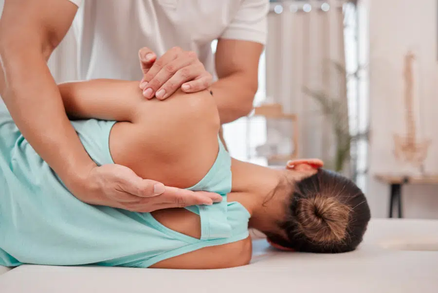 Chiropractic Care for Sports Enthusiasts - Supporting Spinal Alignment for Optimal Nerve Function